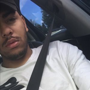 Meet your Posher, Cameron