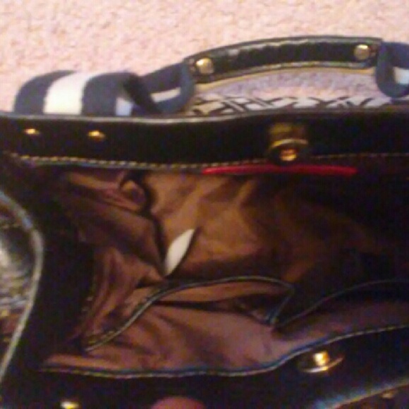 Handbag - Picture 2 of 2