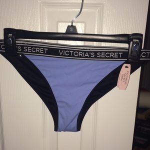 Blue vs bathing suit bottoms