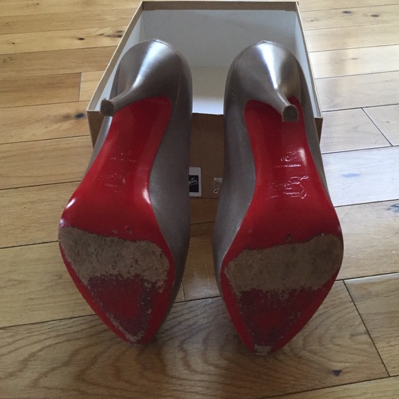 ***SOLD*** Christian Louboutin Feticia 120 Kid. - Picture 2 of 4