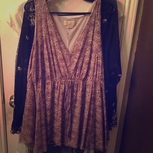 Micheal Kors tunic top in paisley mauve