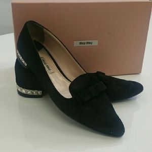 Camoscio Nero miumiu flat suede shoes