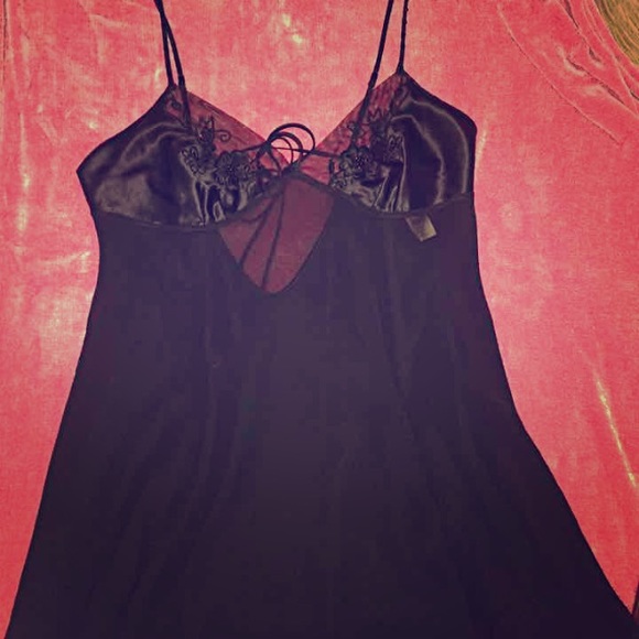VICTORIA'S SECRET NWT TEDDY (L)