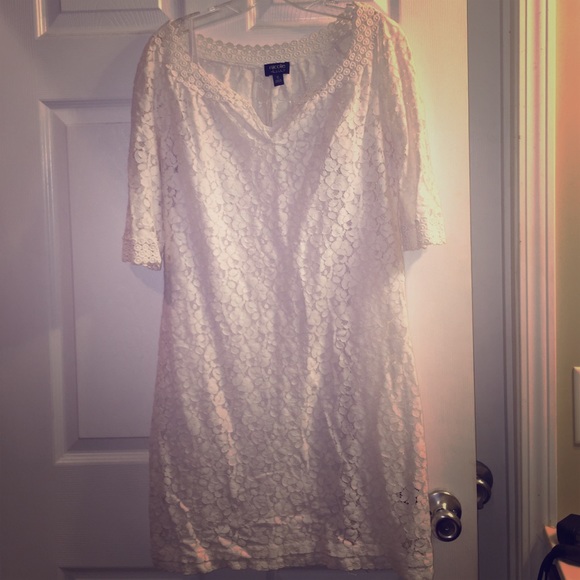 White Lace 1/2 Sleeve Dress