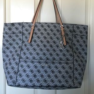 Guess purse