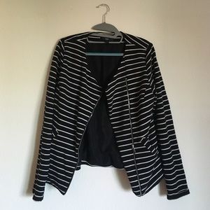 Minimal striped black and white work blazer -COMFY