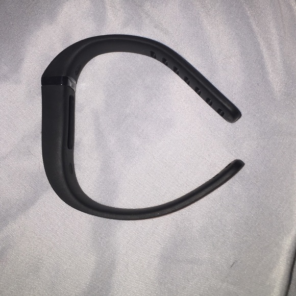 Name brand Fitbit Flex SMALL black bracelet - Picture 1 of 3