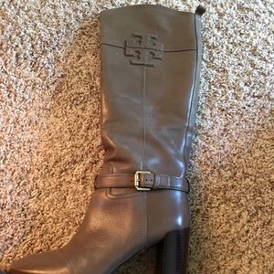 Tory Burch boot