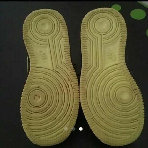 SOLD ON MERCARI - Picture 3 of 3