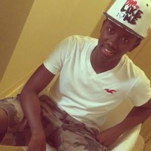 Meet your Posher, Elian