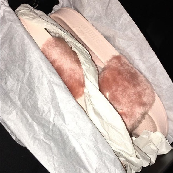 Rihanna Puma Fenty Slides💗