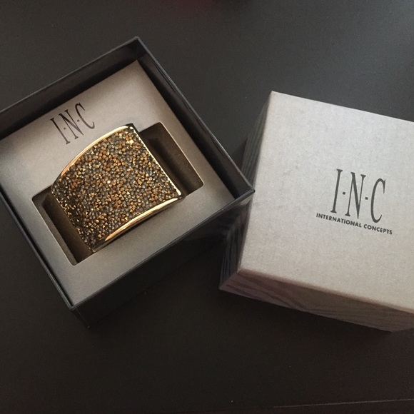 Cuff bracelet