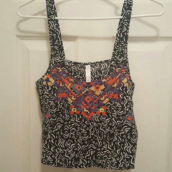 Xhilaration crop top