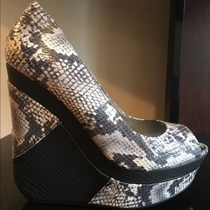 Michael Antonio Wedge Peep Toe. Size 8. Never Worn