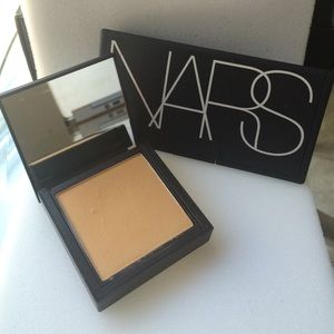 Nars all day luminous powder foundation