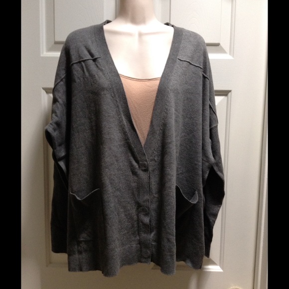 CAbi Jo Cardigan Style #637 NWT