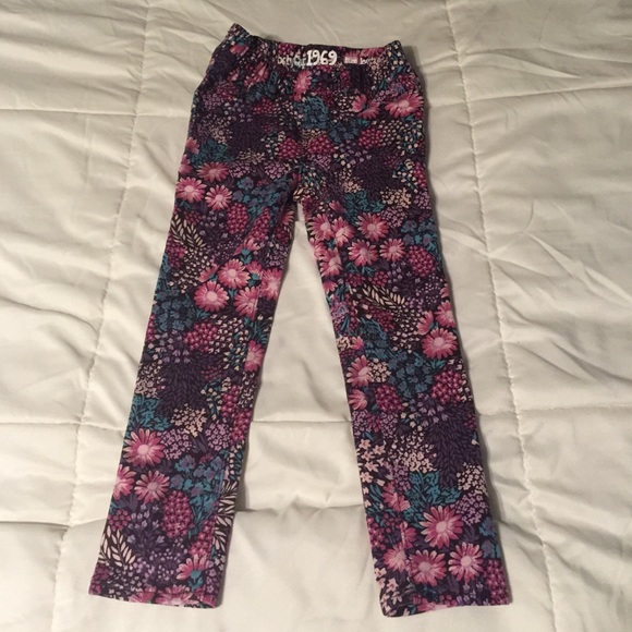 Girls size 4 legging Jean