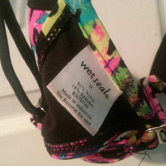 Neon Cheetah Print Push-up Bikini Top - Picture 3 of 3