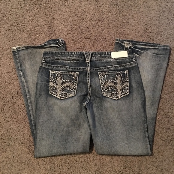 SIZE 31x33 PREMIUM VANITY COLLECTION