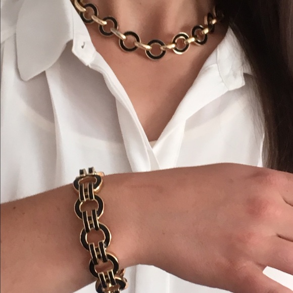 Anne Klein jewelry set. - Picture 2 of 4