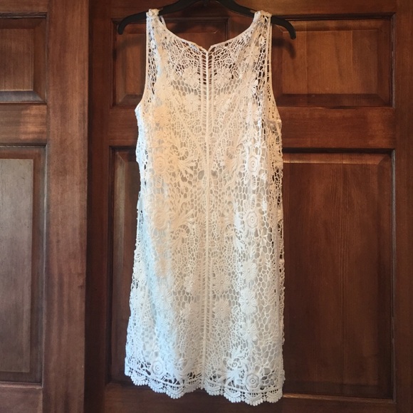 White lace sleeveless dress - Picture 2 of 2