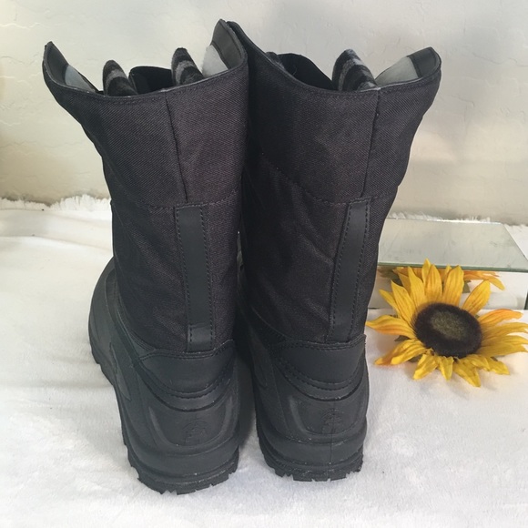Kamik Like New Weatherproof Insulated Black Boots - Picture 3 of 4
