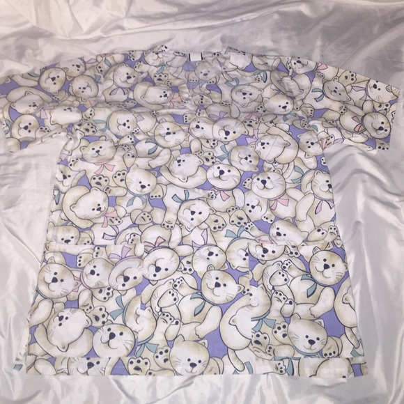 Kitty cat pullover scrub top - Picture 1 of 3