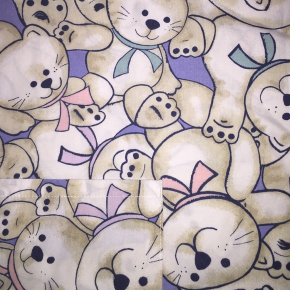 Kitty cat pullover scrub top - Picture 2 of 3