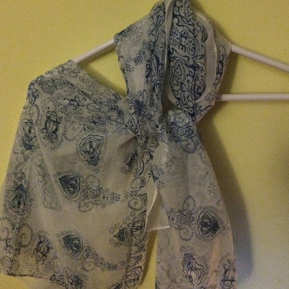 Scarf