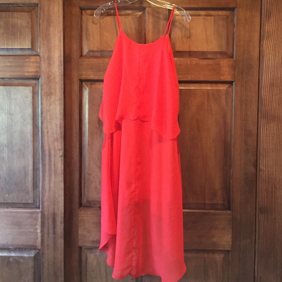 Coral high to low flowy dress - Picture 3 of 3