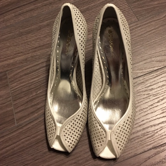 Ivory BCBG peep toe heels , vintage vibe