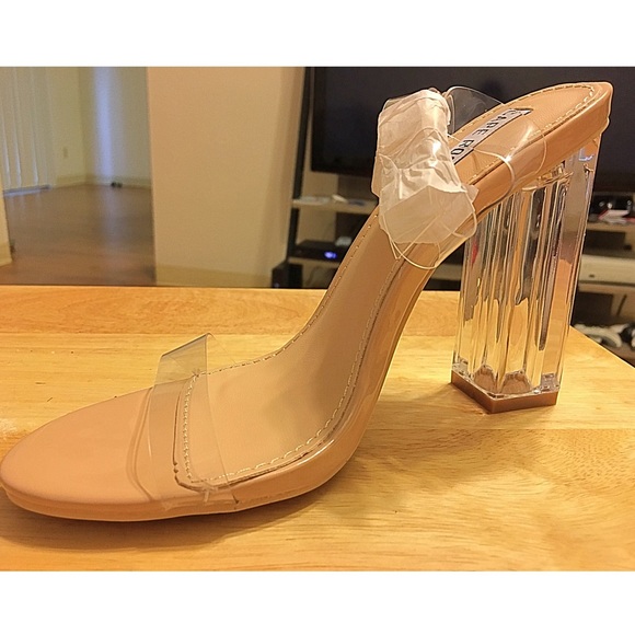 Khloé clear heels in Nude/ LAST PAIR - Picture 3 of 4