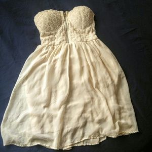 Strapless zipper dress