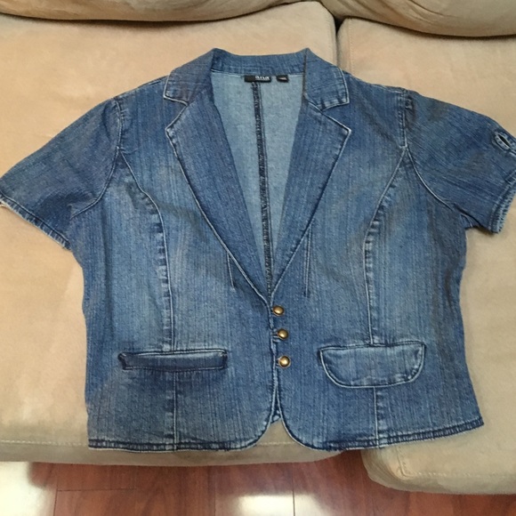 Denim crop jacket