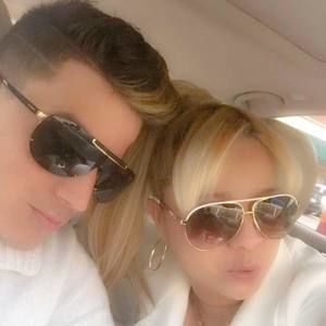 Meet your Posher, Claudia