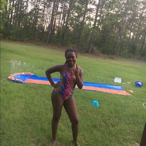 Meet your Posher, Mya