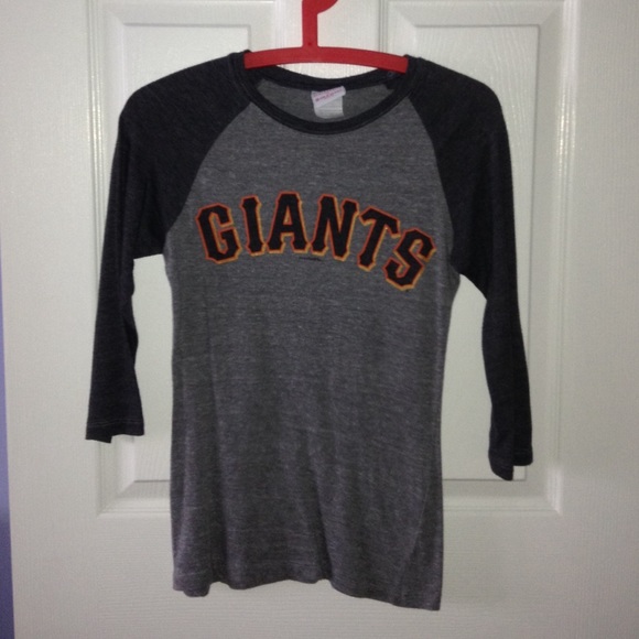 SF Giants Women's Quarter Long Sleeve