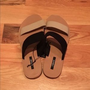 Forever 21 Black and Taupe Sandals Size 6