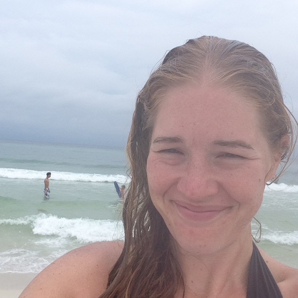 Meet your Posher, Lisa