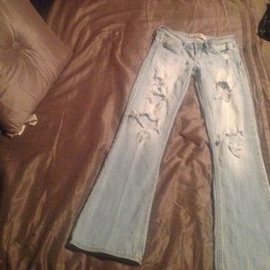 Hollister ripped jeans size 0 short