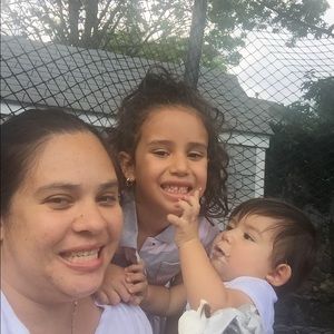 Meet your Posher, Felicita