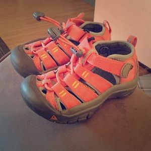 Keen Girl Sandal 8