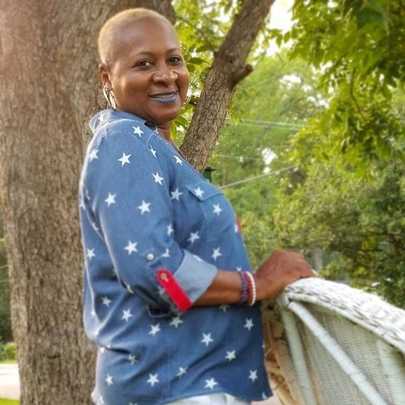 Meet your Posher, Valerie walton - Picture 1 of 1