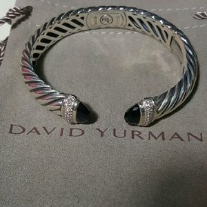 💎AUTHENTIC !! David Yurman sculpted bracelet 💎