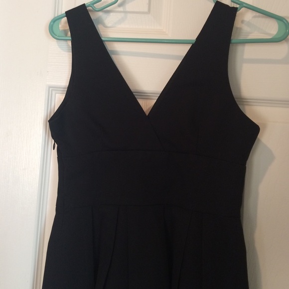 Little black dress - Picture 4 of 4