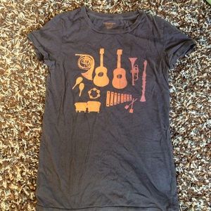 American Eagle music happens T