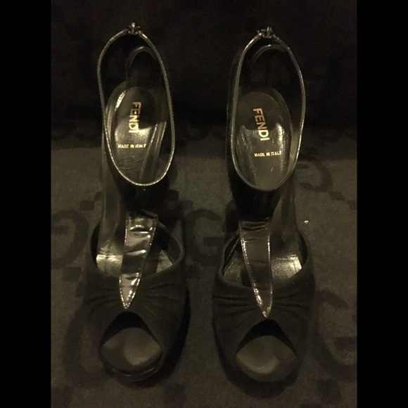 Authentic Fendi Suede Peep Toe Pumps Sz. 37.5