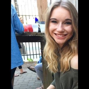Meet your Posher, Megan