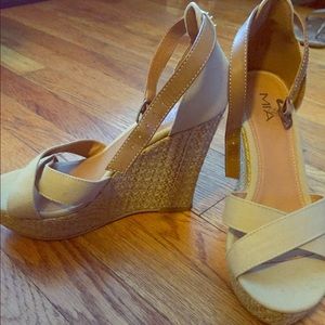 Size 8 Mia Wedges