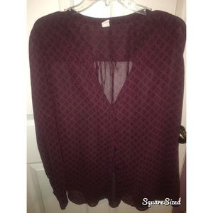 Old navy patterned button down blouse